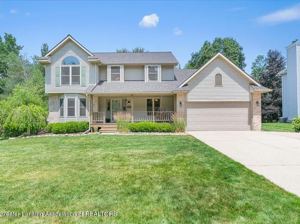 3910 Bayberry Ln, Lansing, MI 48911