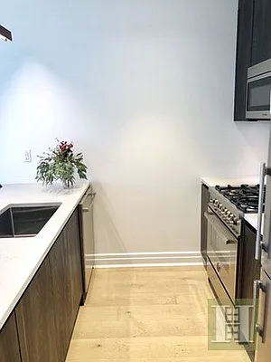 Rented by Halstead Real Estate | media 29