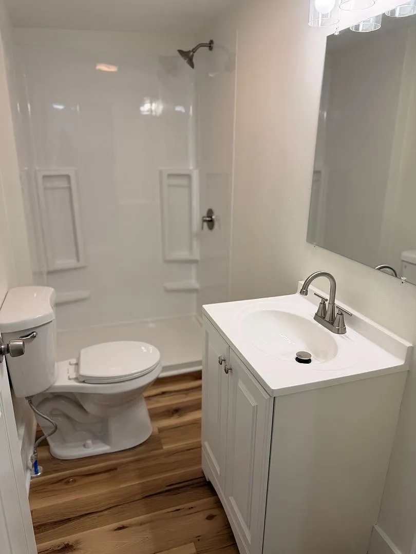 1813 W Gaulbert Ave — Photo 4