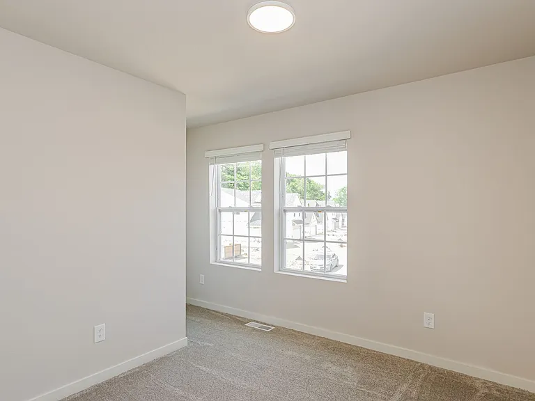 8142 Crestbrook Ct — Photo 19