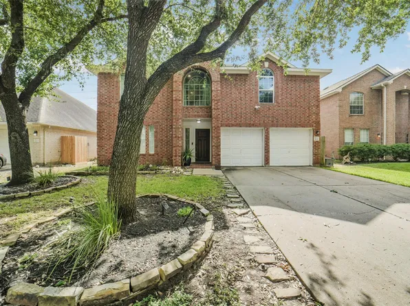 11026 Desert Springs Cir, Houston, TX 77095