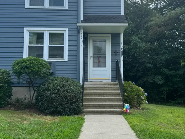 315 Greens Loop, Cheshire, CT 06410