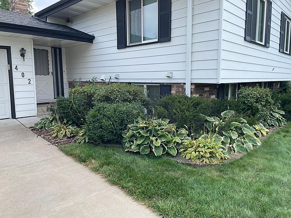 2nd image of 402 Iona Ln