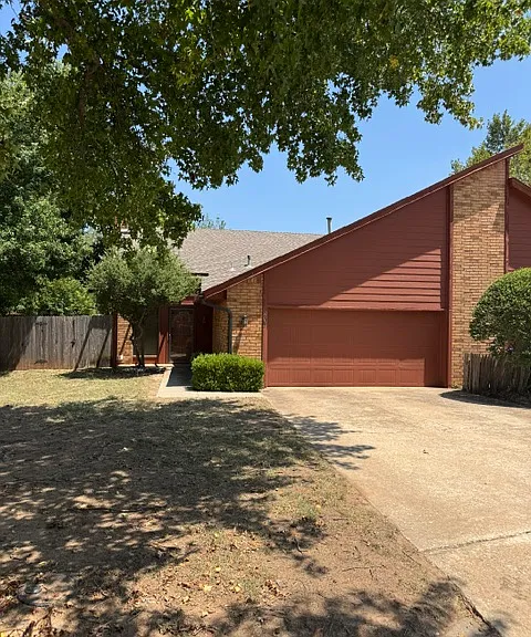207 Willow Branch Rd — Photo 1