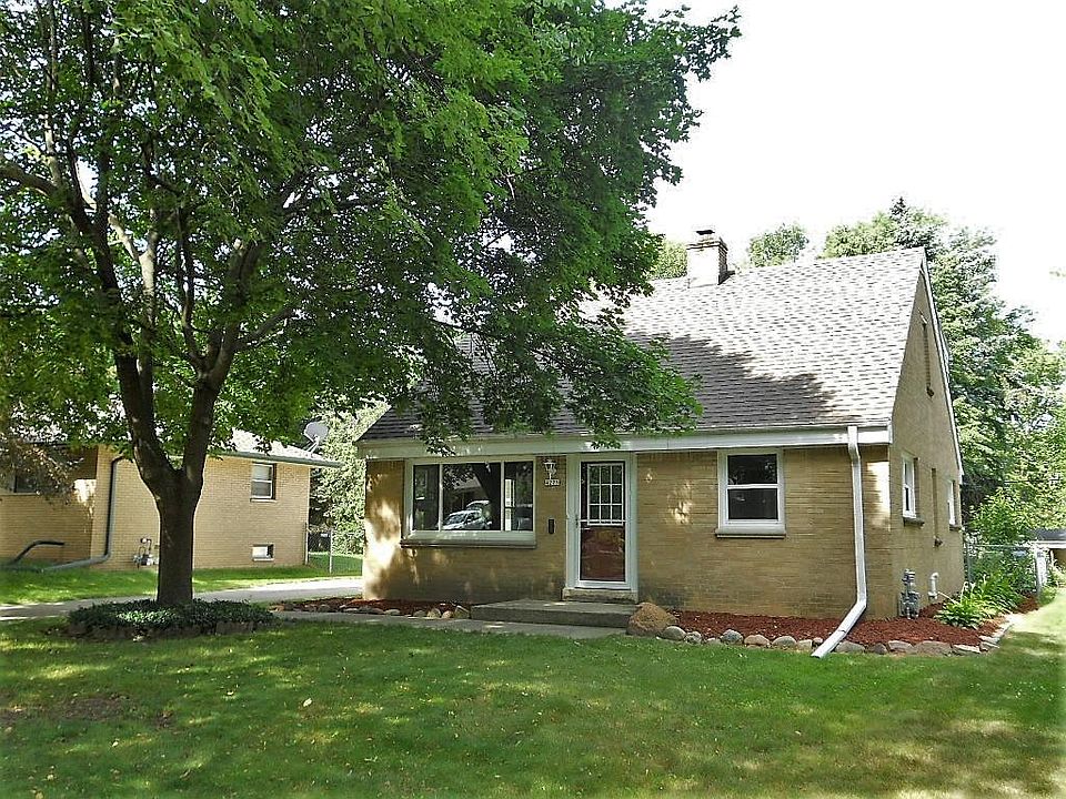 2nd image of 4225 N 95th St