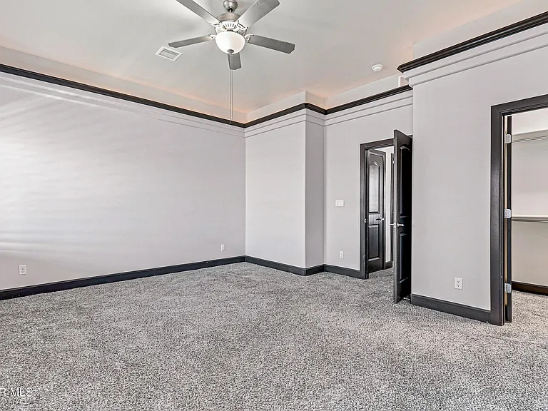 12744 Midland Ct — Photo 10