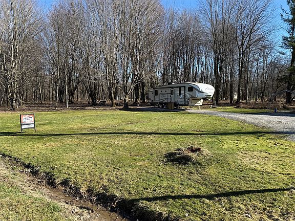 2nd image of 2133 Marblehead Dr