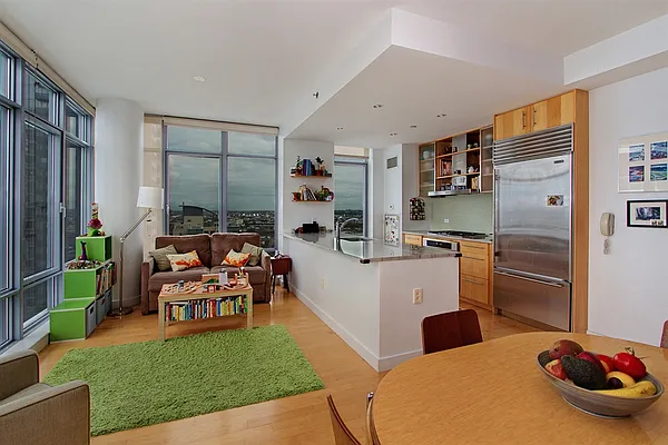 Sold by Corcoran | media 21