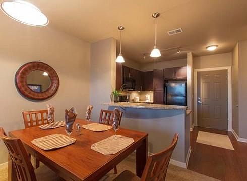 5th image of 11840 S 73rd Ct APT 105