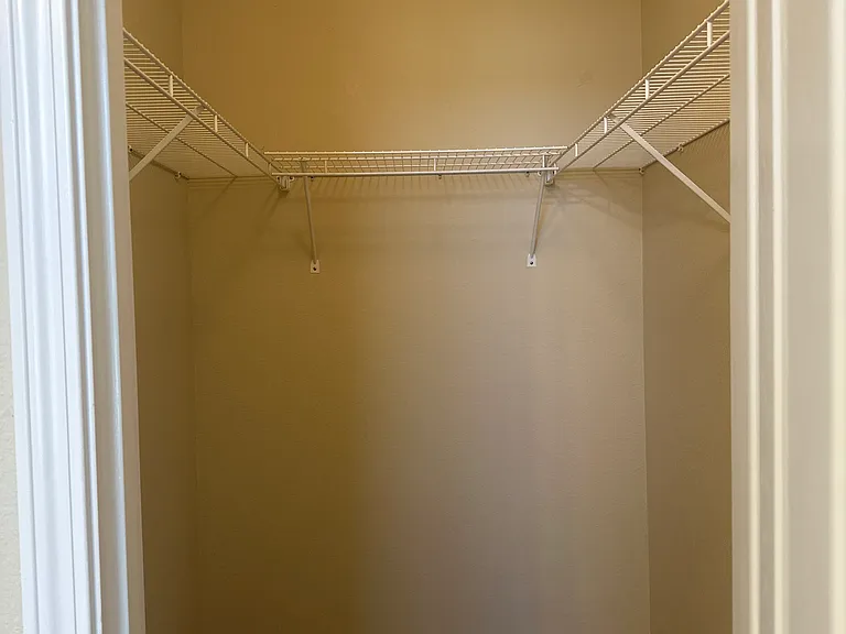 141 Saint John St — Photo 10