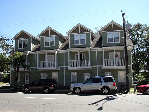 2nd image of 725 W Saint Augustine St