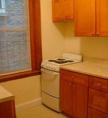 2nd image of 25 Park Dr APT A