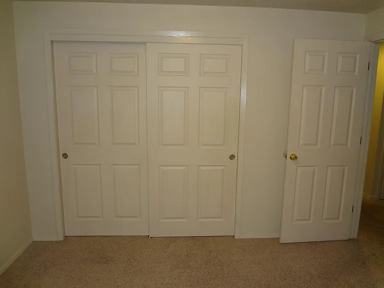 4351 W Rose Hill Ct — Photo 14
