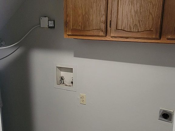 5th image of 1403 Courtney Pl #1