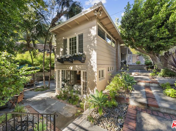 2377 N Beverly Glen Blvd