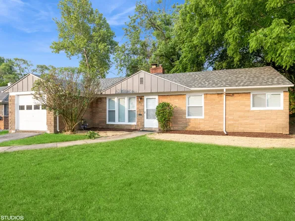 329 Sauk Trl, Park Forest, IL 60466