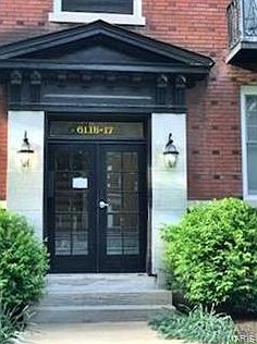 2nd image of 6115-6117 Washington Blvd #302