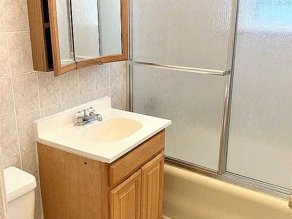 5th image of 2234 Ocean Ave APT E6