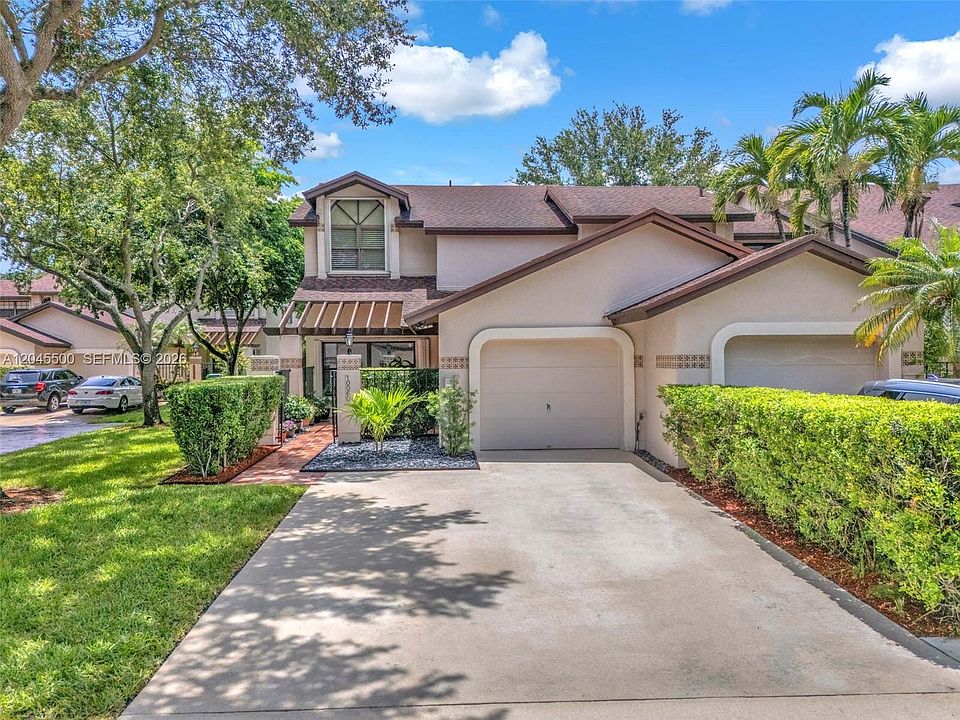 1st image of 10060 SW 137th Ct