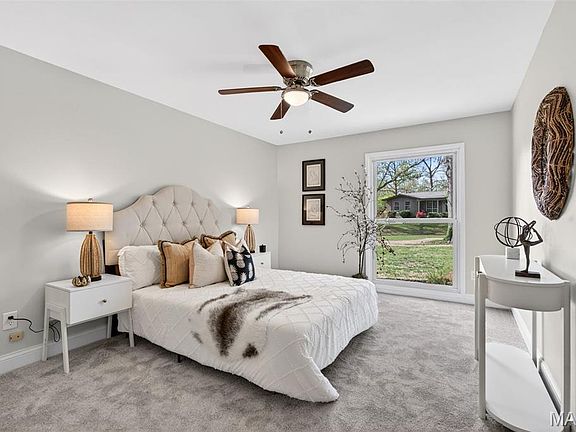 4th image of 117 Old Oaks Dr