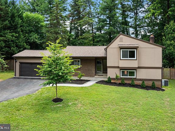 3rd image of 14941 Wellwood Rd