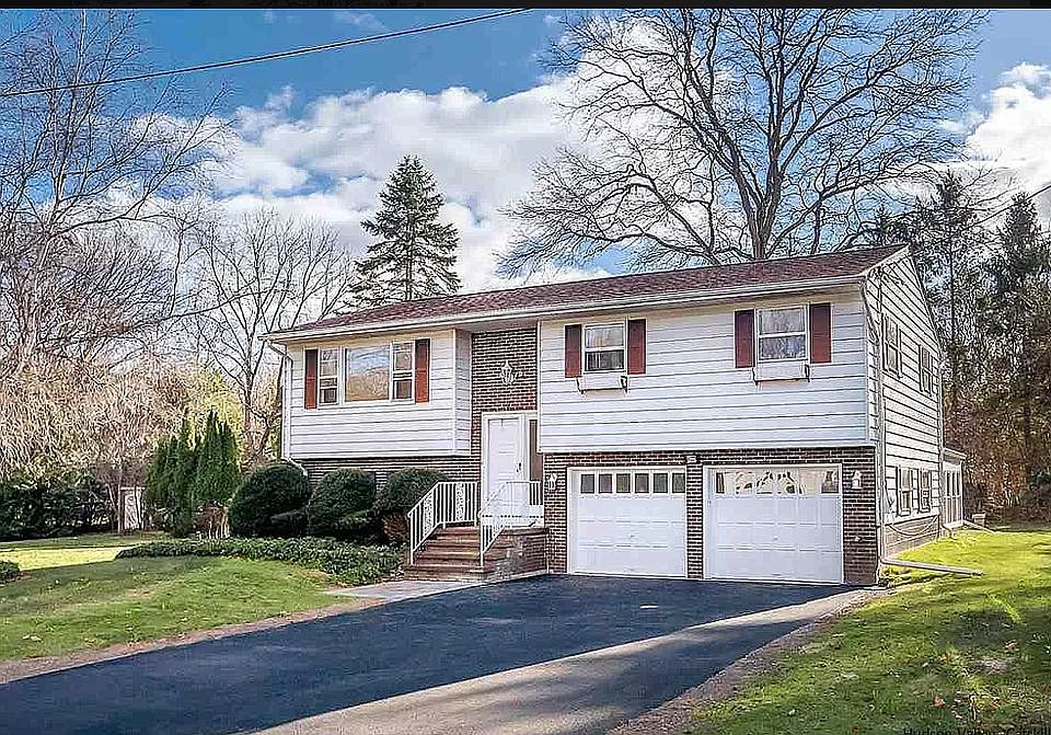 1st image of 144 Altamont Dr