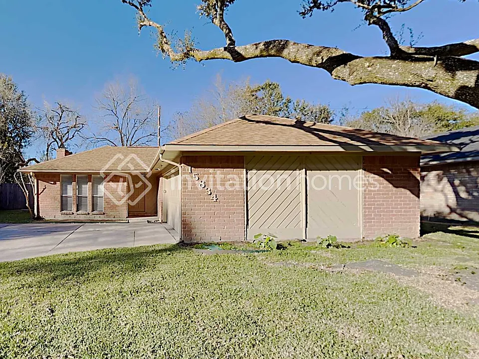 15834 Fox Springs Dr