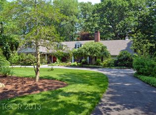 48 Stone Fence Rd, Allendale, NJ 07401