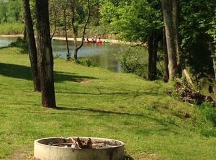 6372 Piney River Rd, Bon Aqua, TN 37025