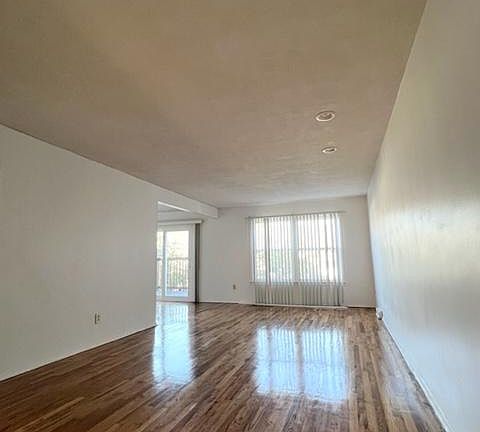3rd image of 1561 216th St Floor 1