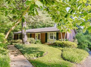 1411 Forest Park Dr, Statesville, NC 28677