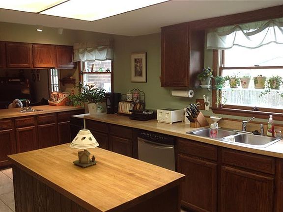 4th image of 4183 Gorman Ave