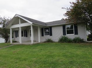 307 S Cory St, Mooreland, IN 47360