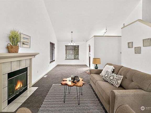 4th image of 3001 Parkington Place