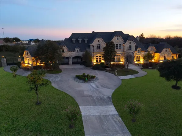 1745 Bison Meadow Ln, Heath, TX 75032