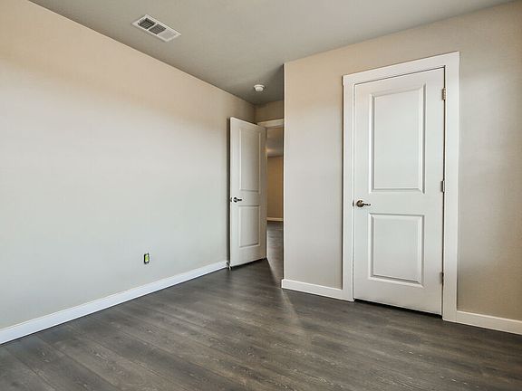 2nd image of 115 Brooke Blvd