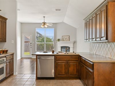 2655 Lake Ridge Dr, Little Elm, TX, 75068