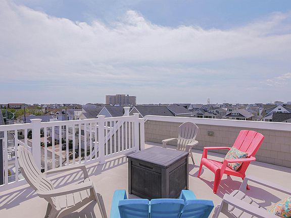 3rd image of 111 Atlantic Ave Floor 2