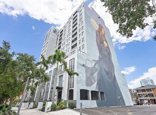 226 5th Ave N APT 1403, Saint Petersburg, FL 33701