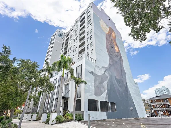 226 5th Ave N APT 1403, Saint Petersburg, FL 33701