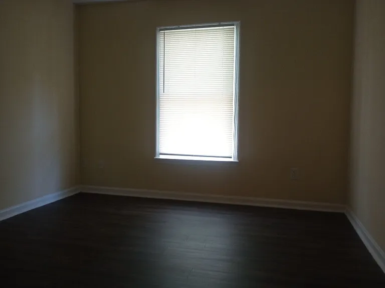 8 Charterhouse Ct — Photo 15