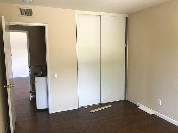 3rd image of 25239 Via Tanara