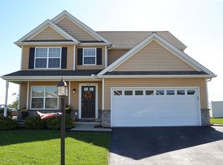 85 Andrew Dr, York, PA 17404