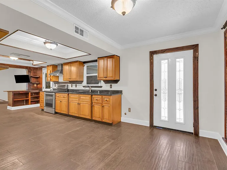 7414 Boisenberry Ln — Photo 6