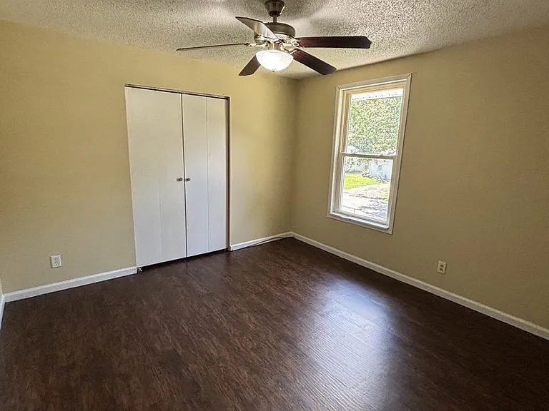 228 Arcadia Dr — Photo 10