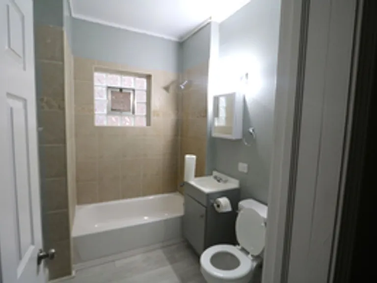 8420 S Manistee Ave — Photo 11