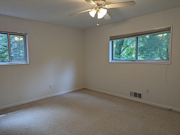 4th image of 10600 Montrose Ave APT 204