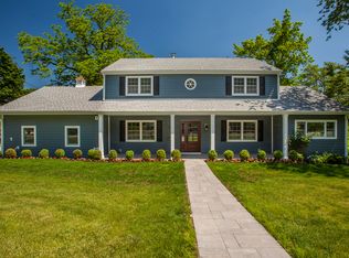 910 Protano Ln, Mamaroneck, NY 10543