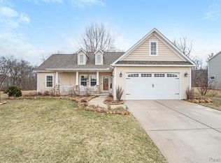 16109 River Ridge Trl, Linden, MI 48451