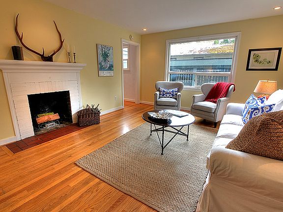 3rd image of 7542 31st Ave NE